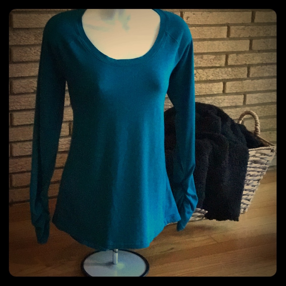 CALIA by Carrie Underwood Athletic Top