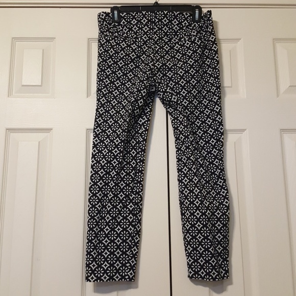 Old Navy Diva Capris - Picture 2 of 2
