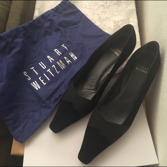 Stuart Weitzman Shoes - ⬇️ PRICE DROP! Stuart Weitzman black kitten heels