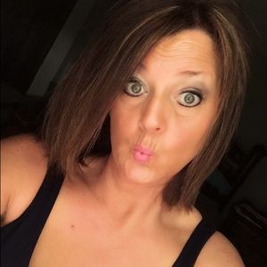 Meet your Posher, Tina