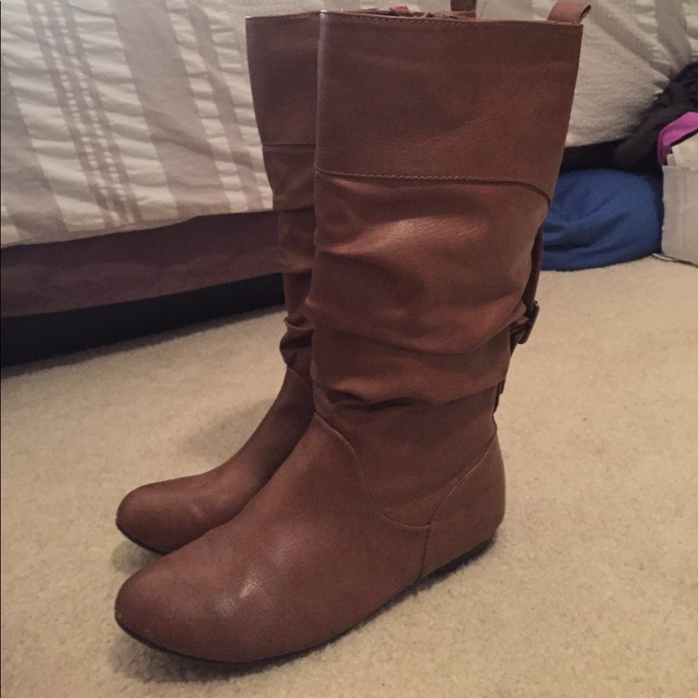 Express Flat Boots