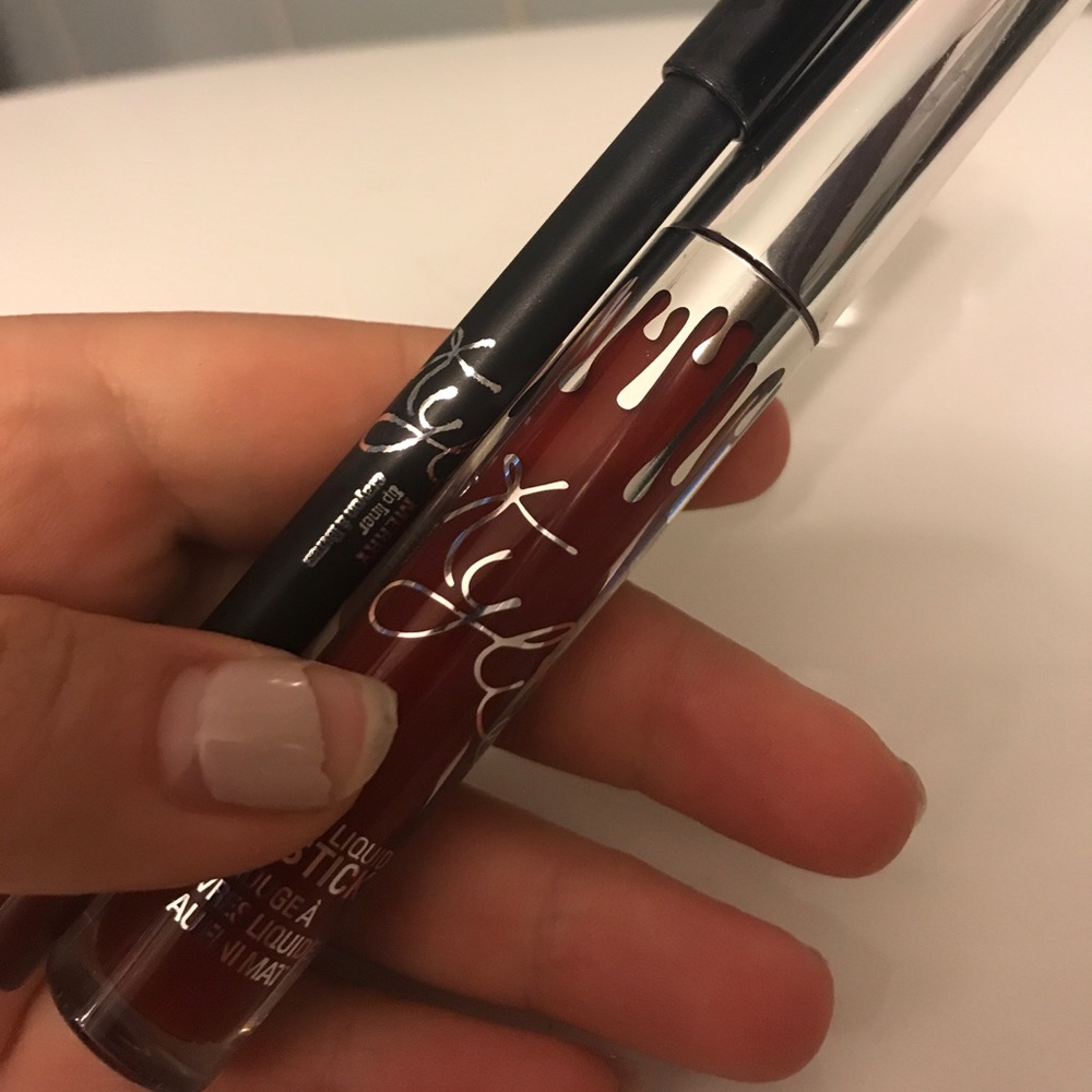 KYLIE LIP KIT