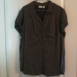 Plus size black and white stripe top