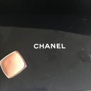 Chanel single shadow