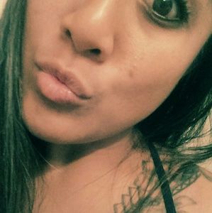 Meet your Posher, Steph