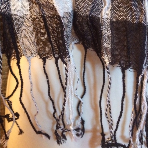 GAUZE WINDOW PANE SCARF UNISEX! - Picture 4 of 4