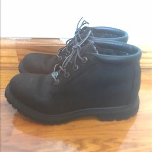 Timberland Women's Low cut Black Boots Size 6.5