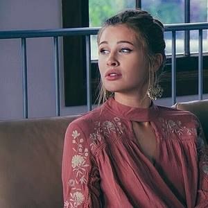 Meet your Posher, Rose