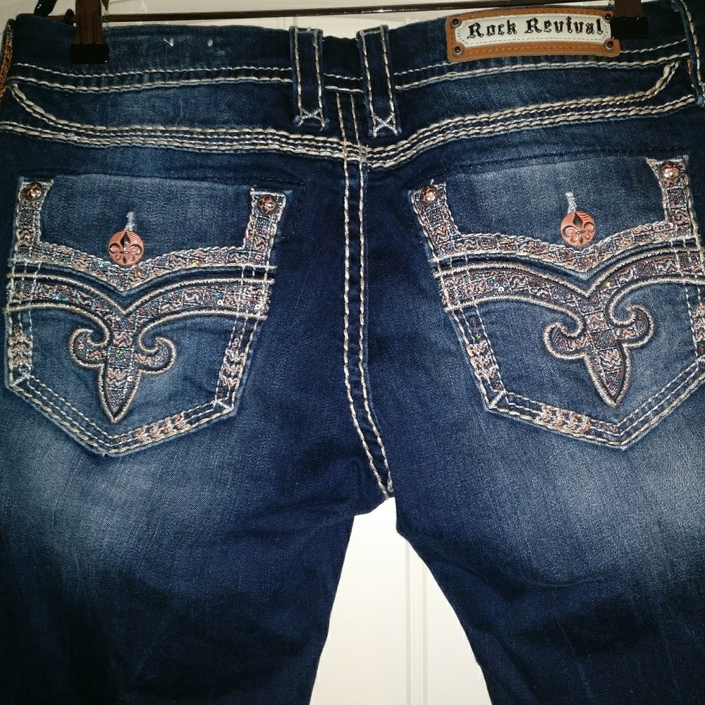 Sold NWOT Rock Revival  skinny jeans - Picture 2 of 6