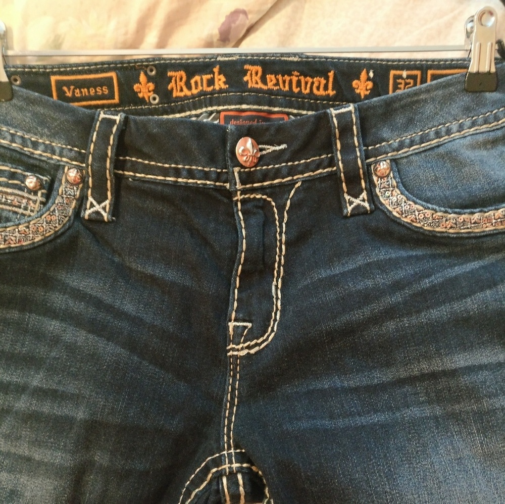 Sold NWOT Rock Revival  skinny jeans - Picture 6 of 6