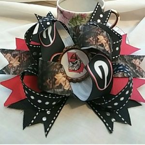 UGA and camo bow