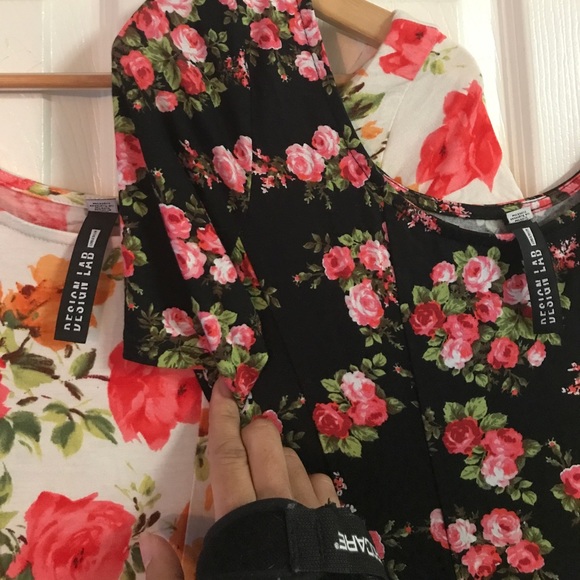 ✖️ᏚᎾᏞᎠ✖️Design Lab lot skater Floral dress Medium - Picture 3 of 4
