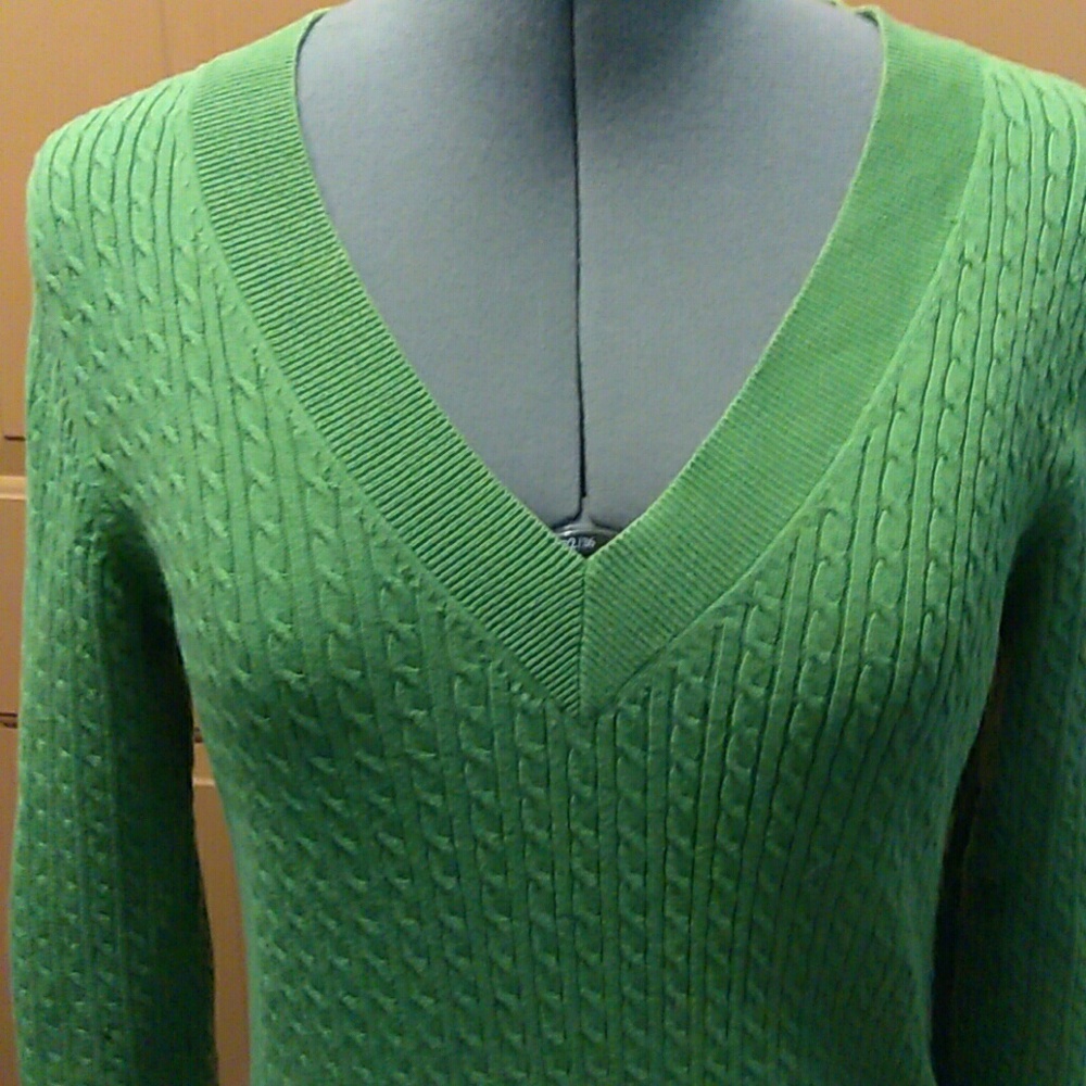 EUC, ANNE KLEIN, CUTE & CLASSY SWEATER