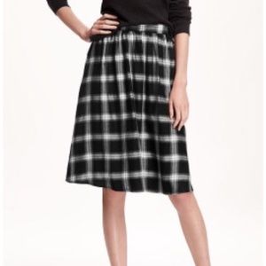 Old Navy Plaid Midi Skirt