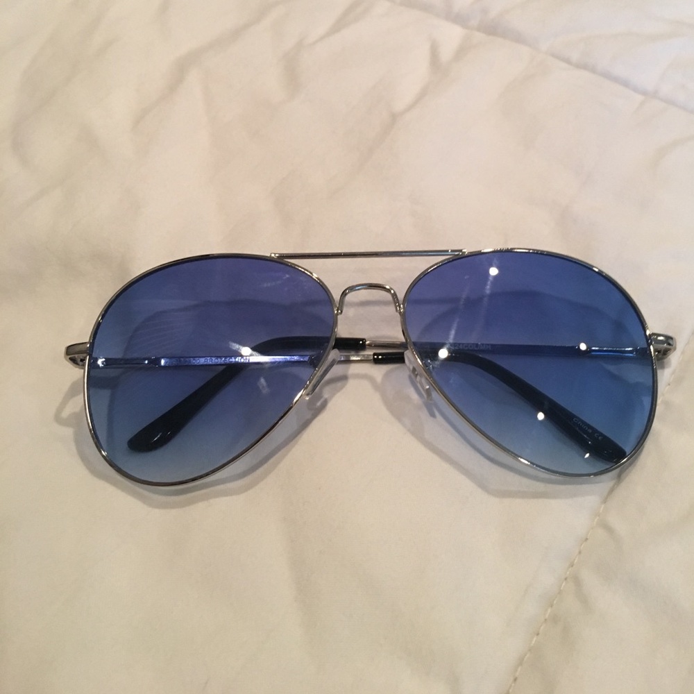 ✨ Blue Tint Aviators ✨