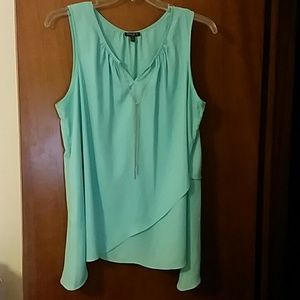 Women's Plus Size Sleeveless Asymmetrical Top