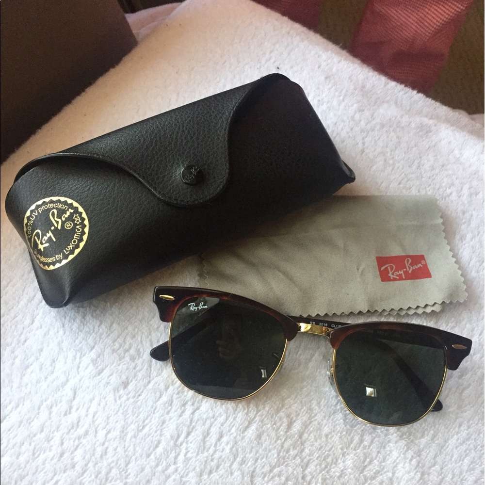 Rayban tortoise clubmasters