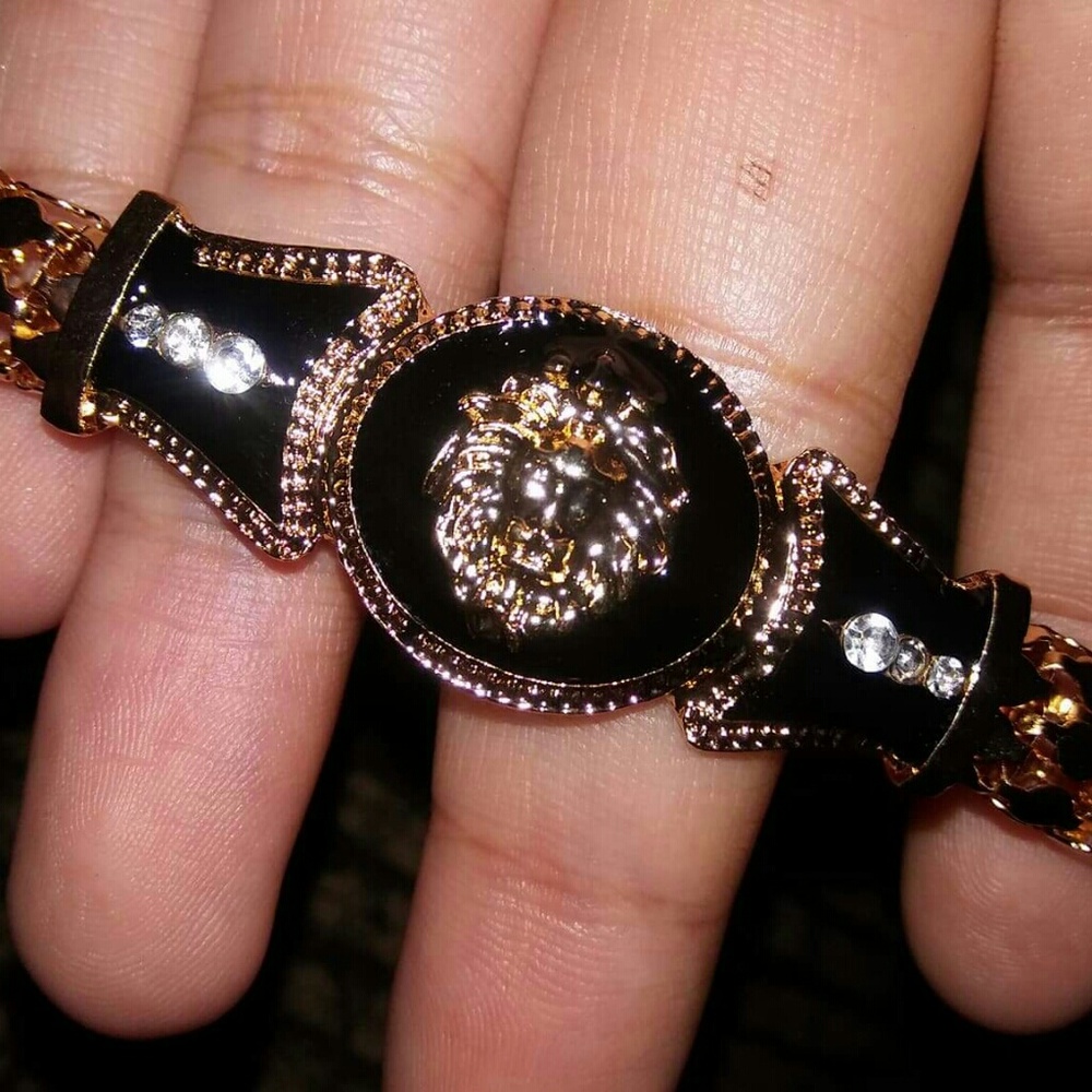 Bracelet replica