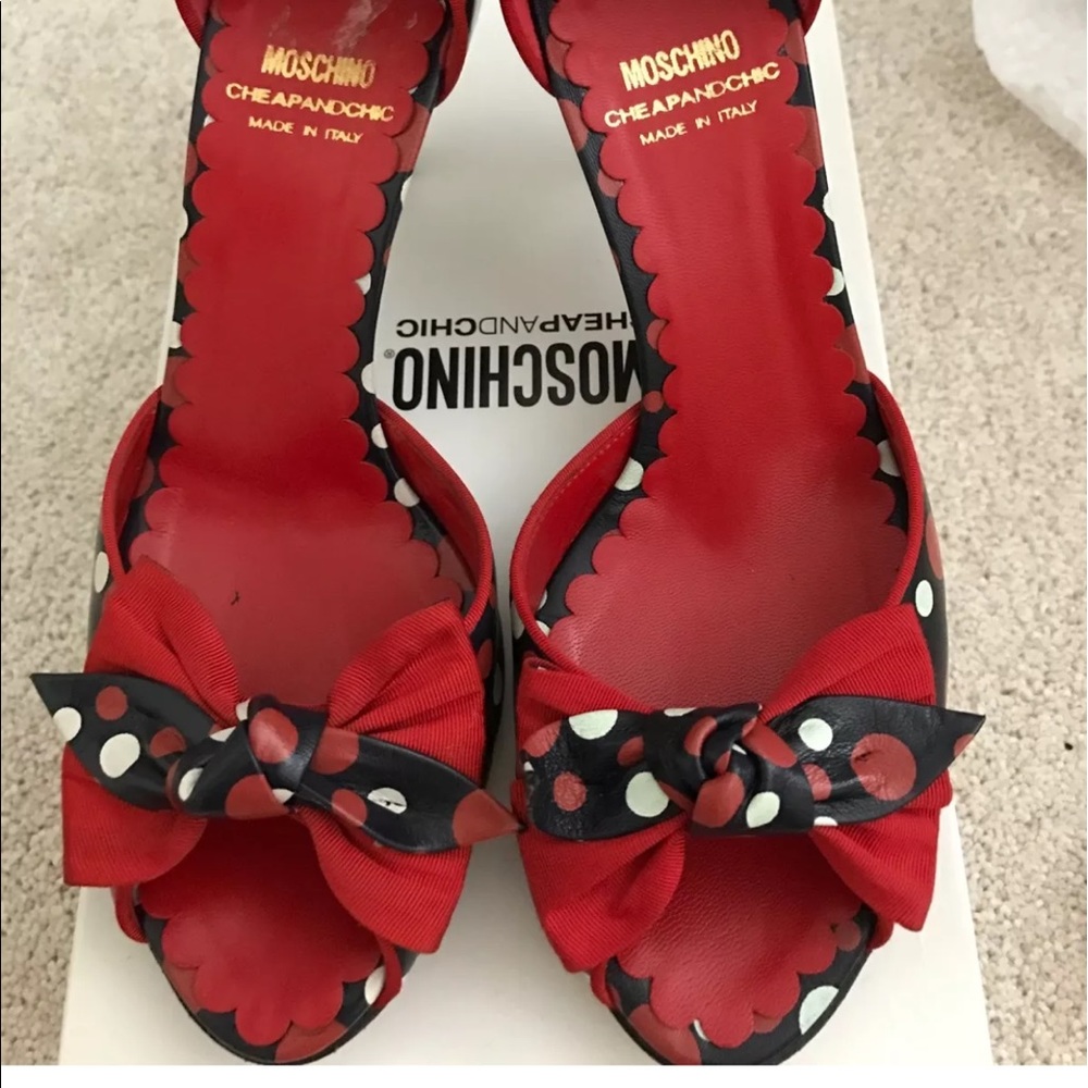 💯 Moschino cheap and chick polka dots pumps