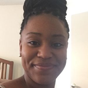 Meet your Posher, Monique