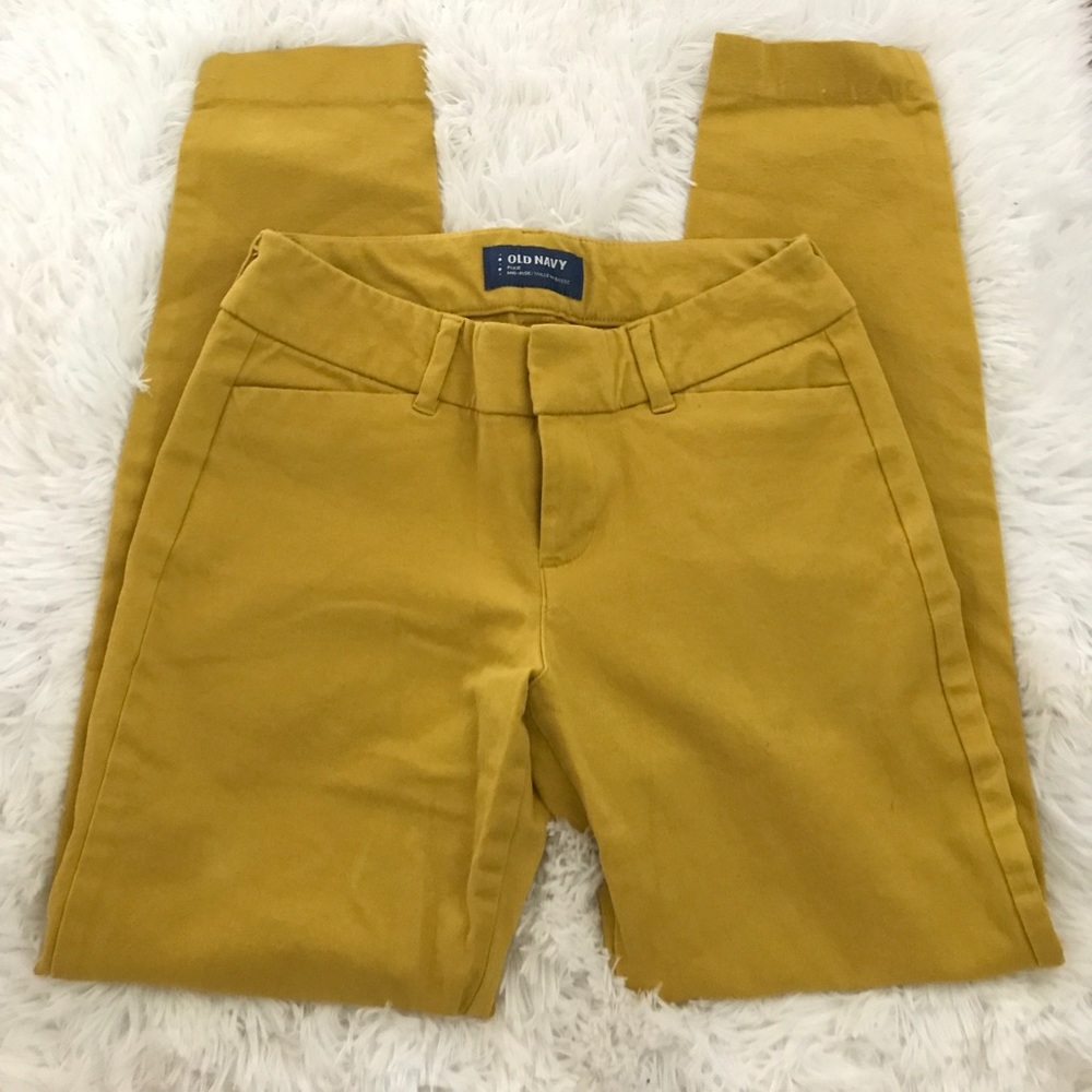 SOLD! Pixie Ankle Pants. Size 0