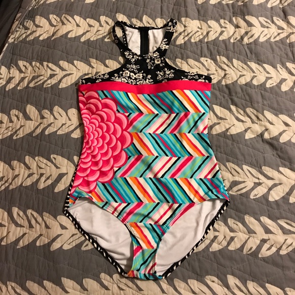 COCO RAVE Swim Suit 🌺 - Picture 1 of 5
