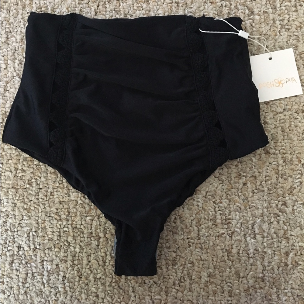 High waisted black posh pua bottoms