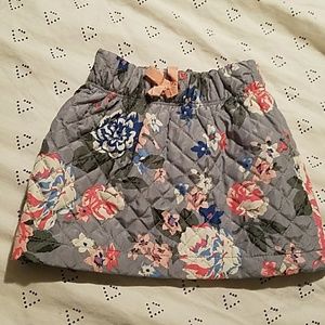 Toddler floral skirt.