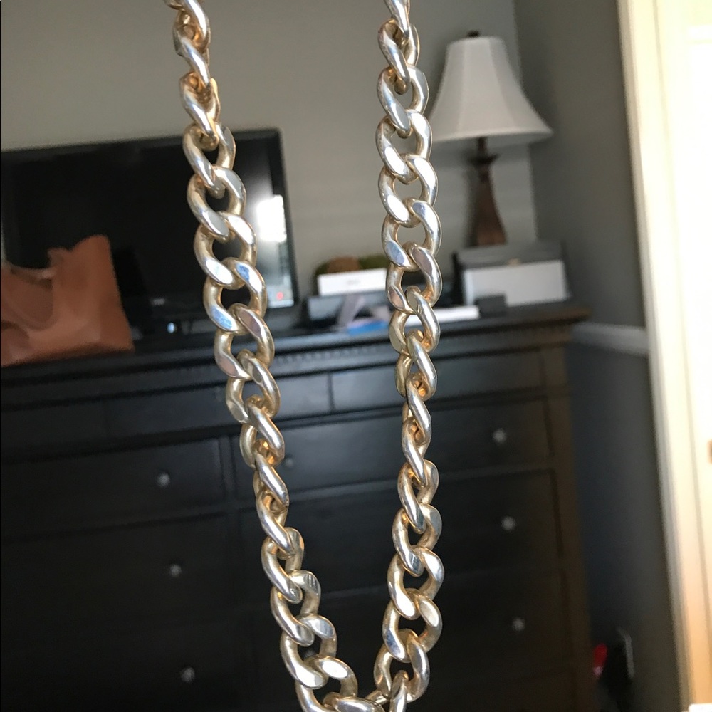 Gold chain necklace