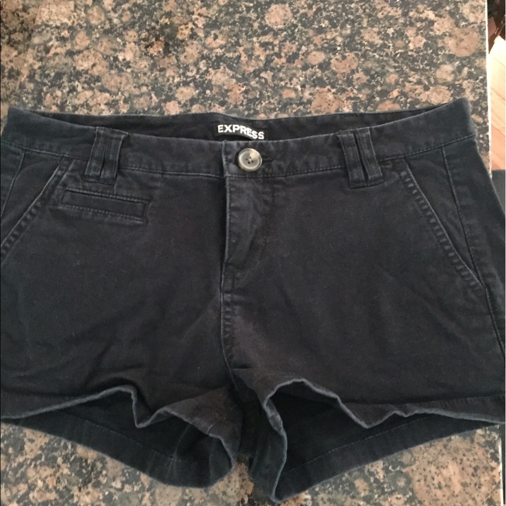 Black express shorts Sz 2 vintage look