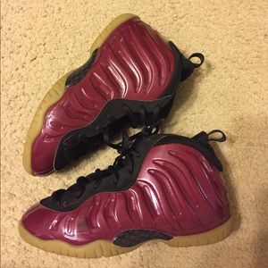 Boys Maroon foamposites