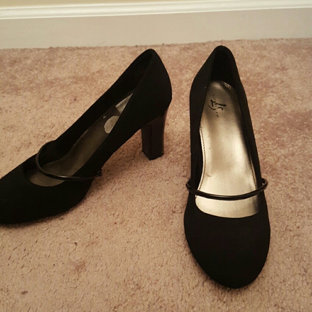 Mary Jane heels
