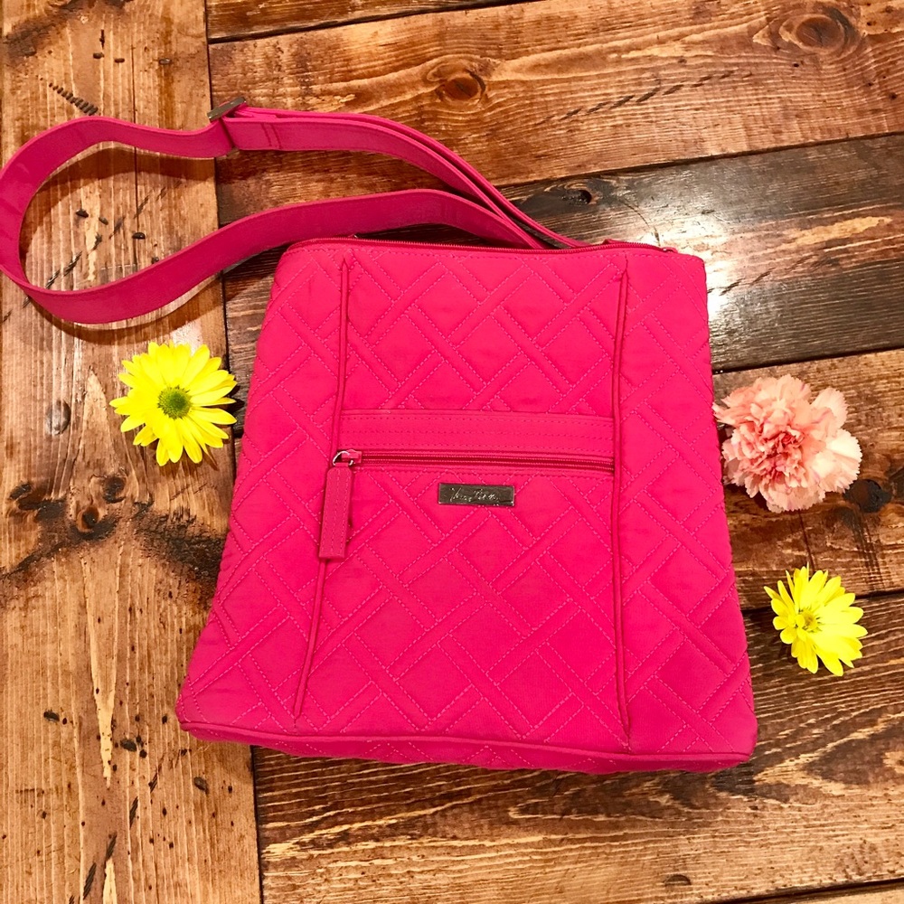 Vera Bradley hipster purse in hot pink