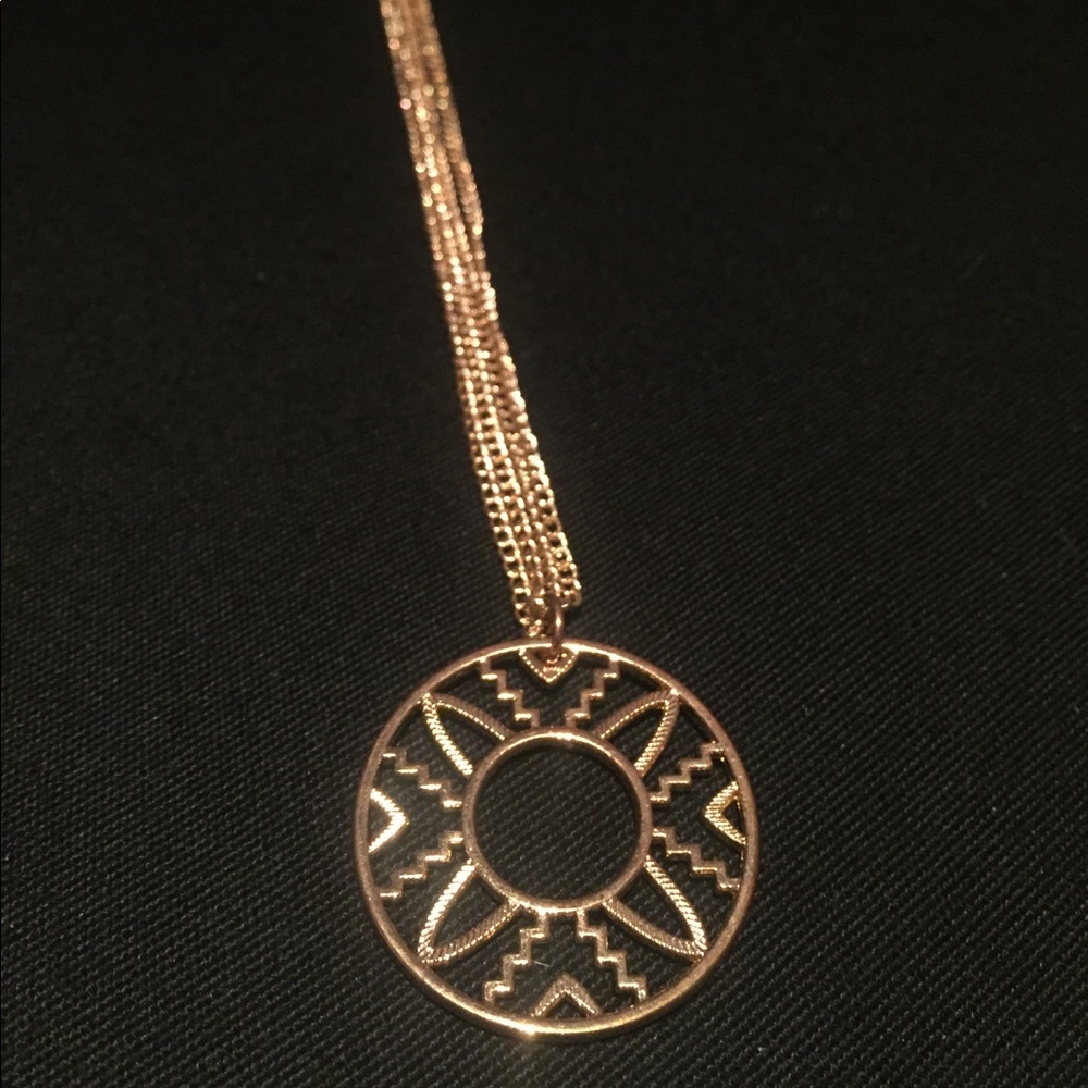 Gold pendant