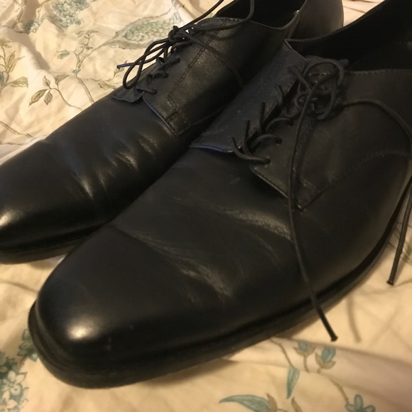 Hand-welted leather dress shoes main image 3
