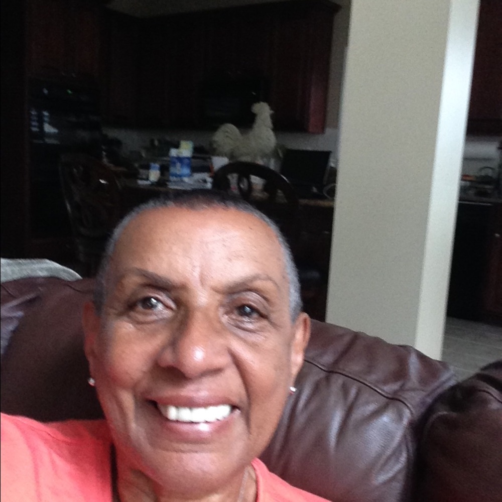 Meet your Posher, Yvonne