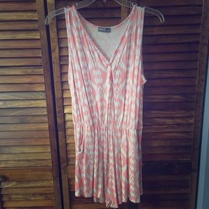 Market and Spruce coral and blue romper Medium