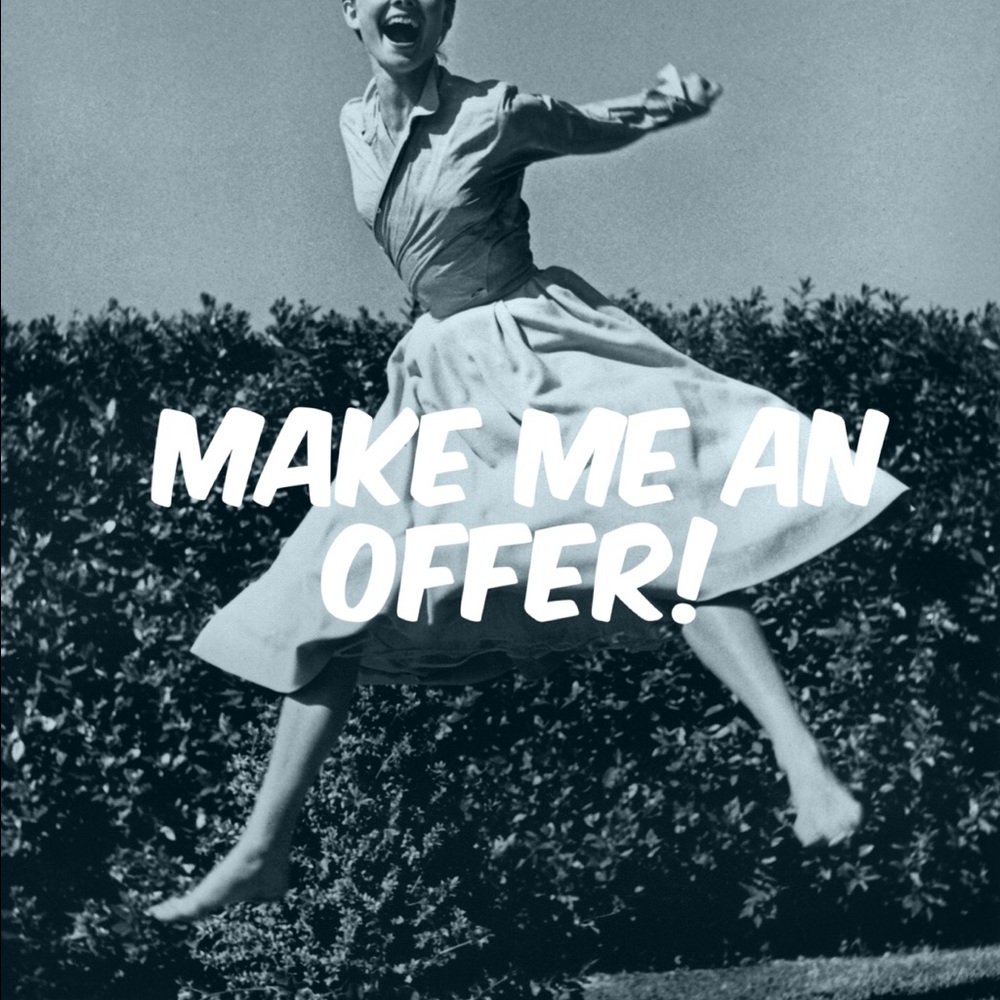 ⚡️MAKE ME AN OFFER⚡️