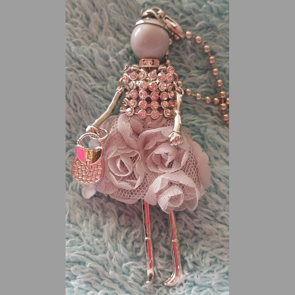 WOMENS~LADY PENDANT/ STATEMENT NECKLACE~NEW~🎁🎄Christmas Present - Picture 2 of 8