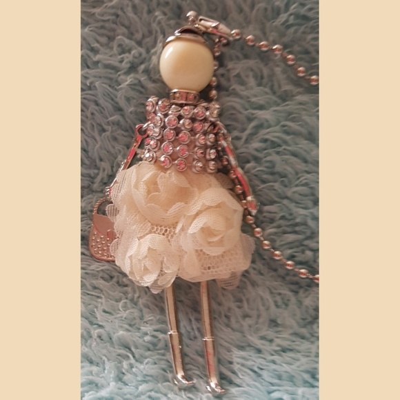 WOMENS~LADY PENDANT/ STATEMENT NECKLACE~NEW~🎁🎄Christmas Present - Picture 4 of 8