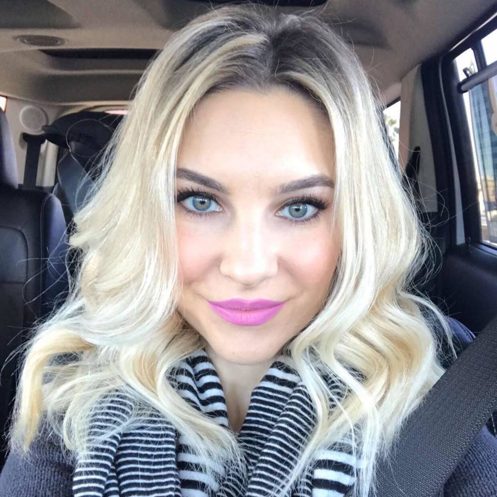 Meet your Posher, Kelli