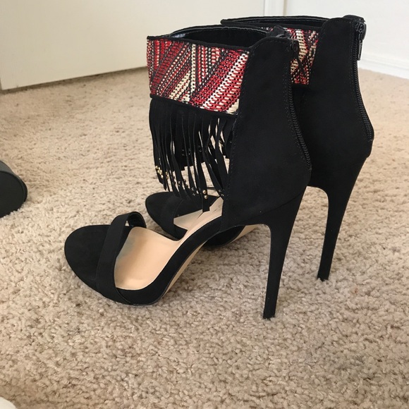 Studded fringe heel - Picture 4 of 8