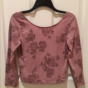Unworn American Eagle 3/4 sleeve pink crop top