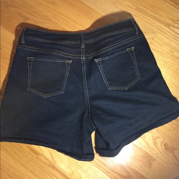 Simply Vera Wang high-waisted jean shorts - Picture 3 of 5