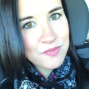 Meet your Posher, Alicia