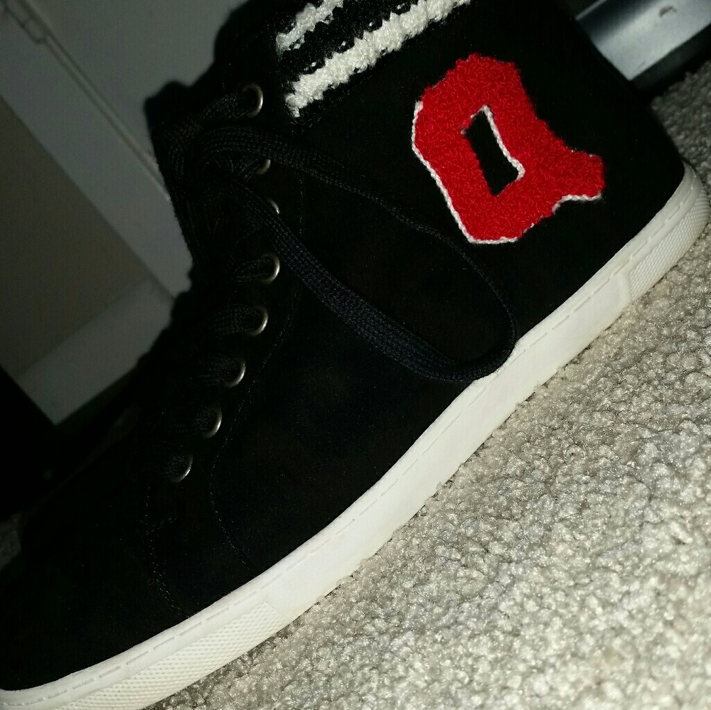 F21- High Top Sneakers