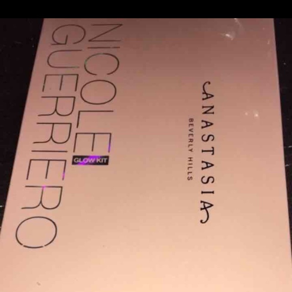Nicole Guerrero glow kit