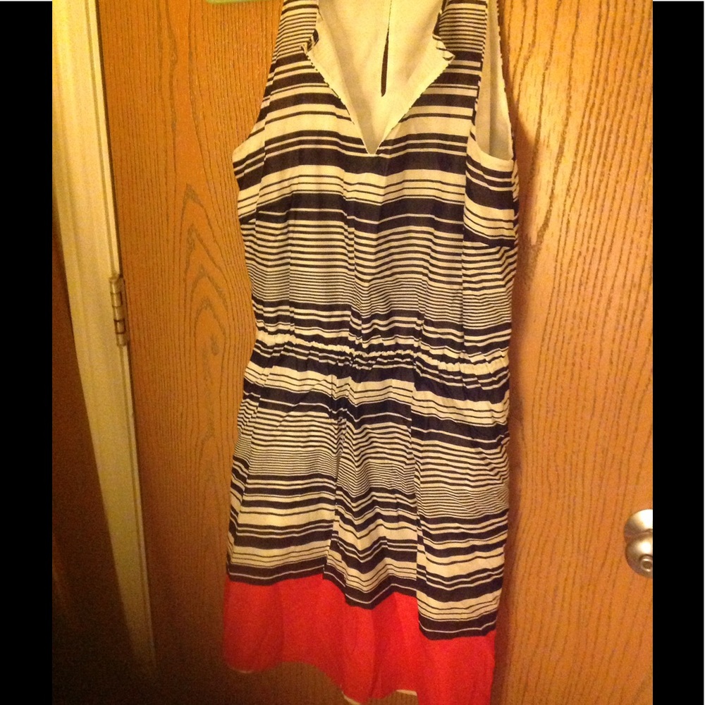Sleeveless dress