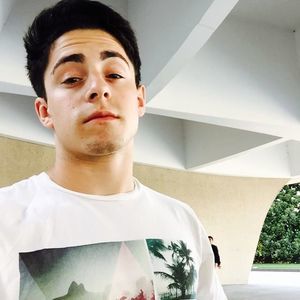 Meet your Posher, Vinny