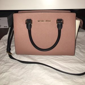 Michael Kors Selma Bag in multi-color